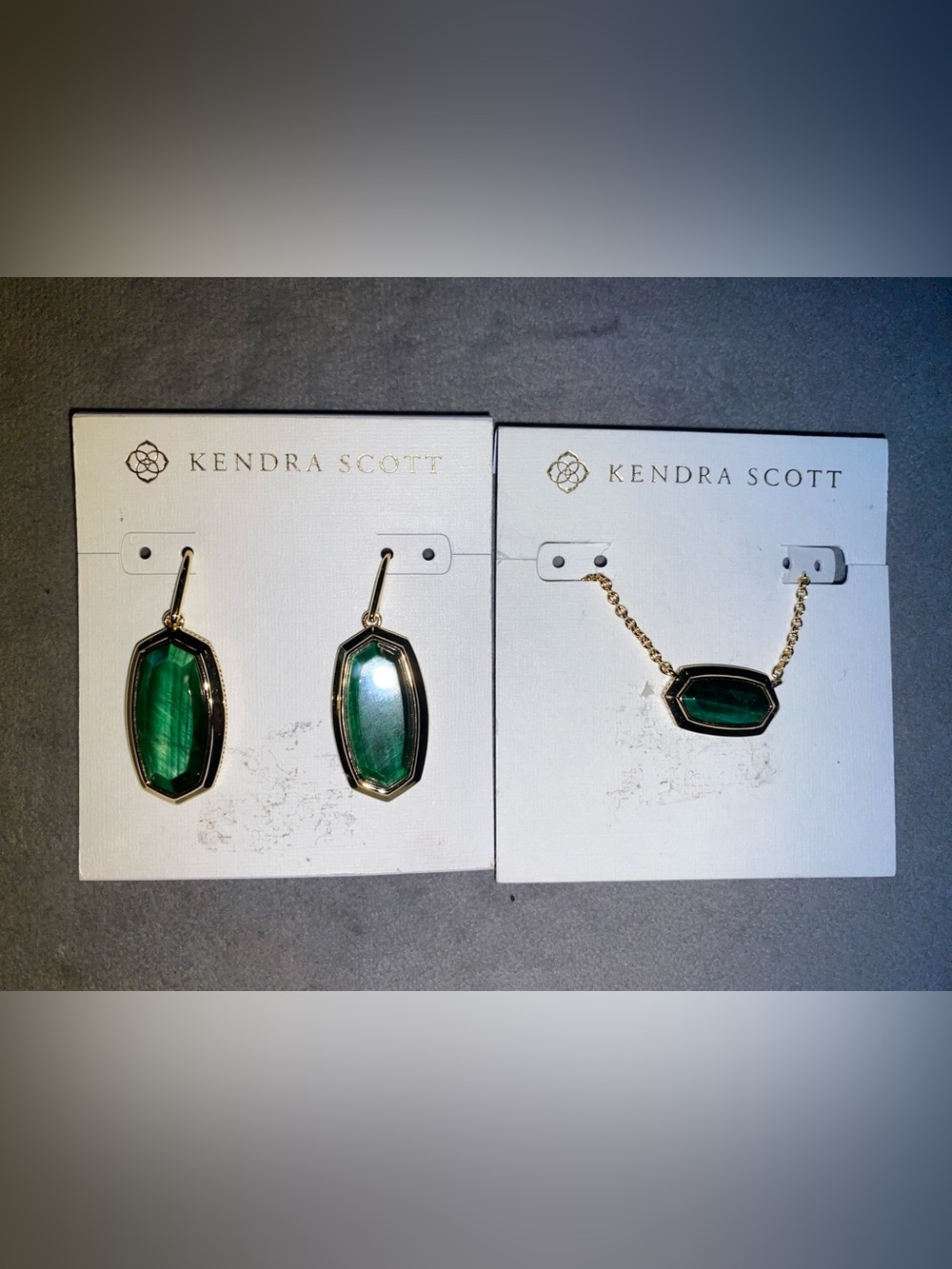 Kendra Scott Gold w/Green Tigers Eye Elisa Bezel Necklace & Earrings Set $165